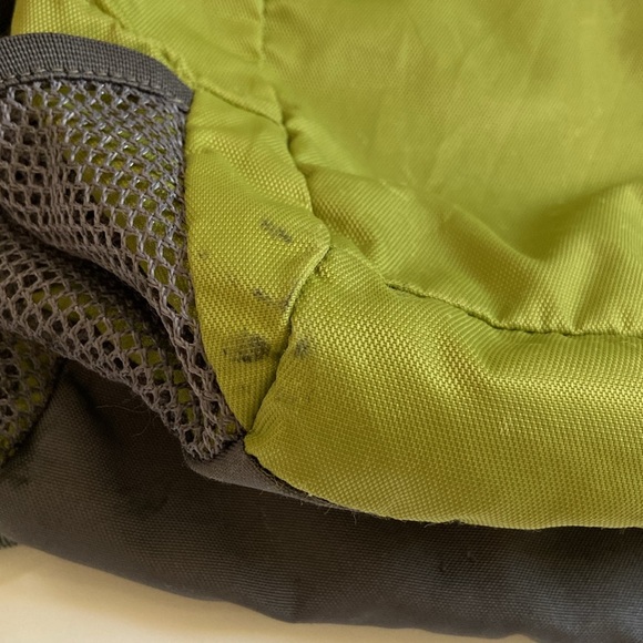 Kelty Minnow Kids Backpack Green - Picture 2 of 7